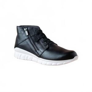 NEW YALEET women's polaris sneaker in black